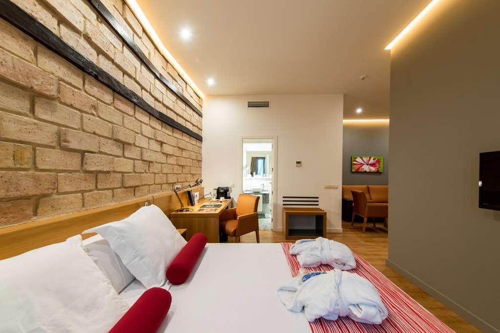 Soho Boutique Capuchinos & Spa Cordoba Room photo